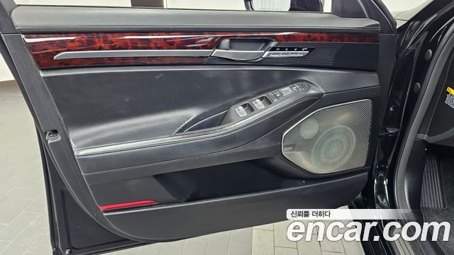 Genesis EQ900 2016 — photo 14