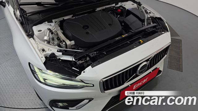 Volvo S60 2024 — photo 6