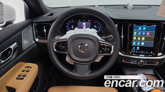 Volvo S60 2024 — photo 19