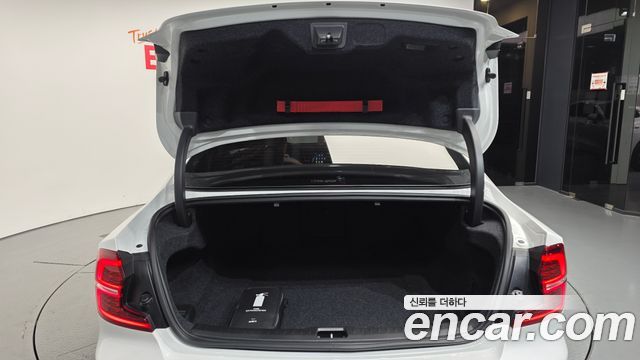 Volvo S60 2024 — photo 26