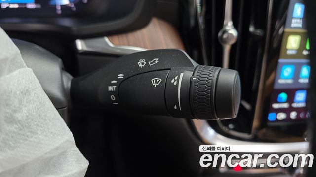 Volvo S60 2024 — photo 33