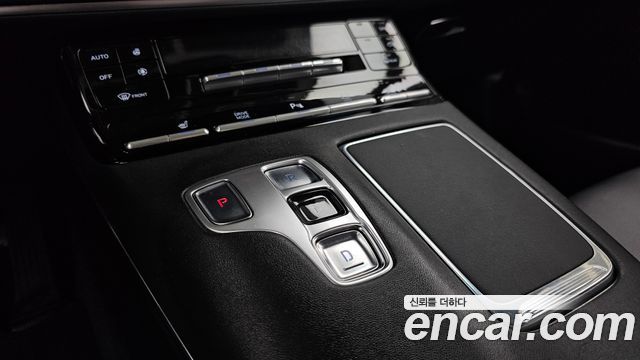 Hyundai Grandeur 2023 — photo 12