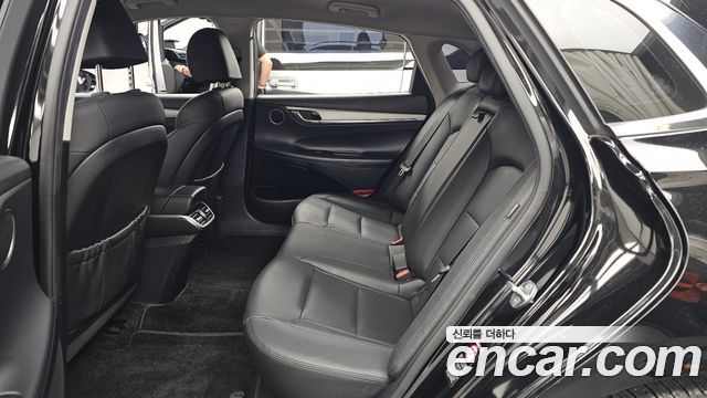 Hyundai Grandeur 2023 — photo 16