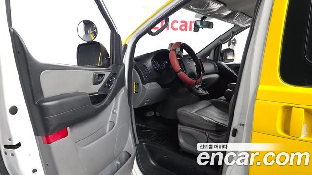 Hyundai Starex 2016 — photo 10