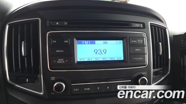 Hyundai Starex 2016 — photo 19