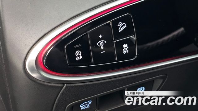Genesis GV70 2021 — photo 15