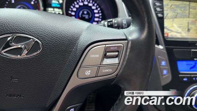 Hyundai Santafe 2015 — photo 22