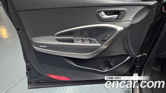 Hyundai Santafe 2015 — photo 14