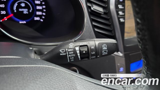 Hyundai Santafe 2015 — photo 28