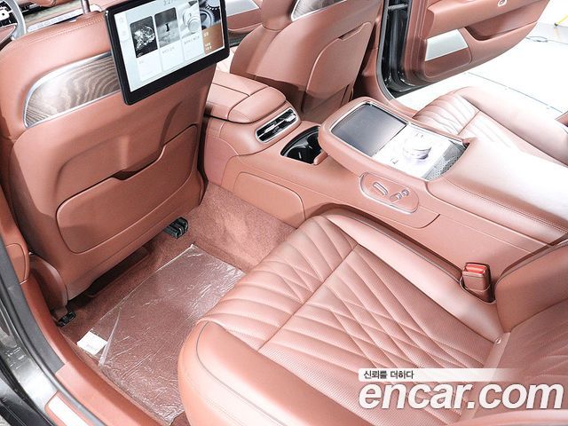 Genesis G90 2023 — photo 10
