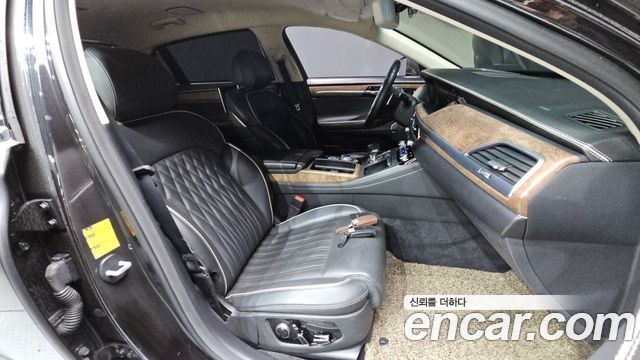Genesis G90 2019 — photo 16