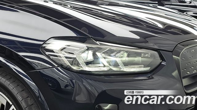 BMW iX3 2022 — photo 8
