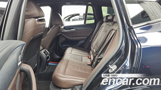 BMW iX3 2022 — photo 16