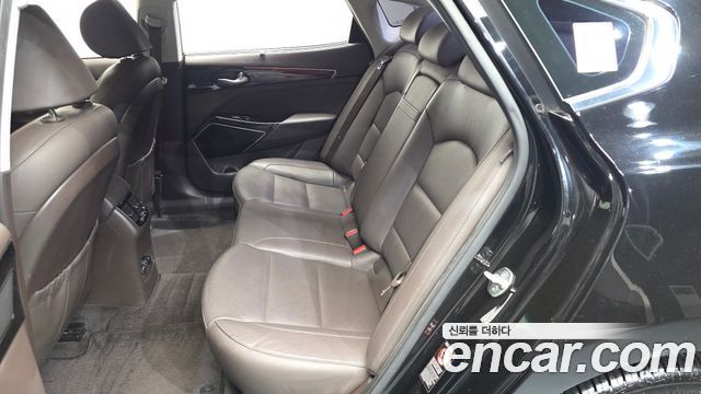 Kia K7 2017 — photo 17