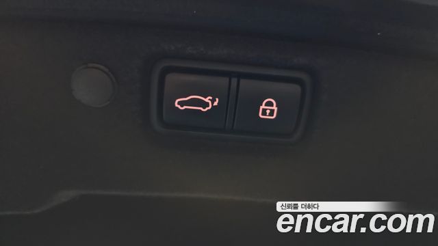 Kia K7 2017 — photo 24