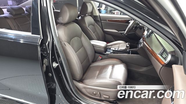 Kia K7 2017 — photo 16