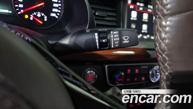 Kia K7 2017 — photo 28