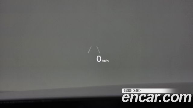 Kia K7 2017 — photo 31