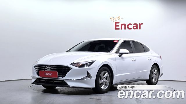 Hyundai Sonata 2022 — photo 1