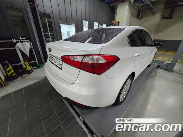 Kia K3 2014 — photo 4