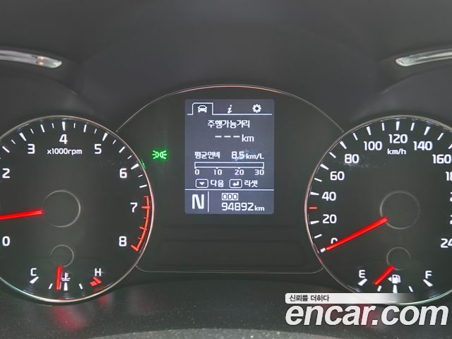 Kia K3 2014 — photo 8