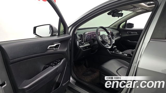 Kia Sportage 2023 — photo 13