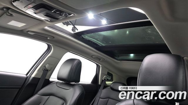 Kia Sportage 2023 — photo 26