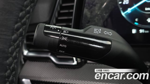 Kia Sportage 2023 — photo 28