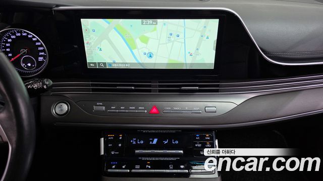 Hyundai Grandeur 2022 — photo 20