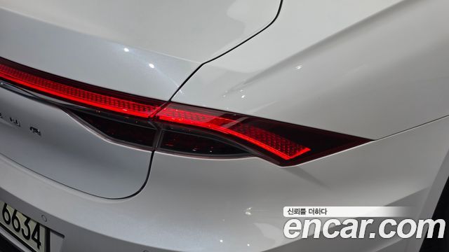 Hyundai Grandeur 2022 — photo 9