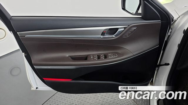 Hyundai Grandeur 2022 — photo 14