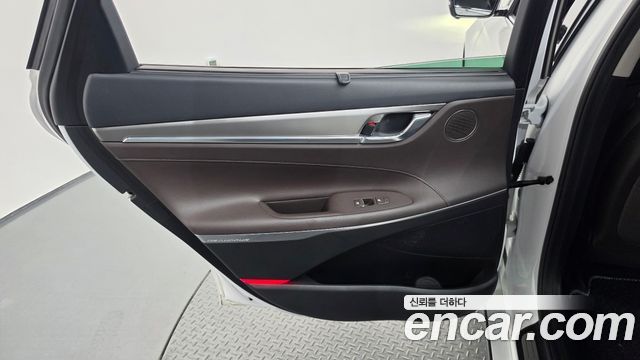 Hyundai Grandeur 2022 — photo 15
