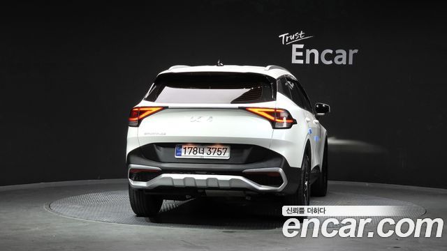 Kia Sportage 2022 — photo 4