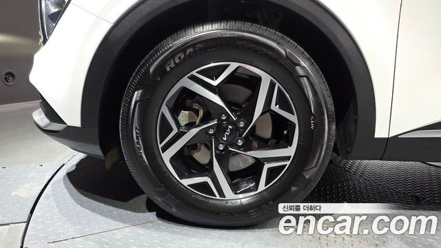 Kia Sportage 2022 — photo 5