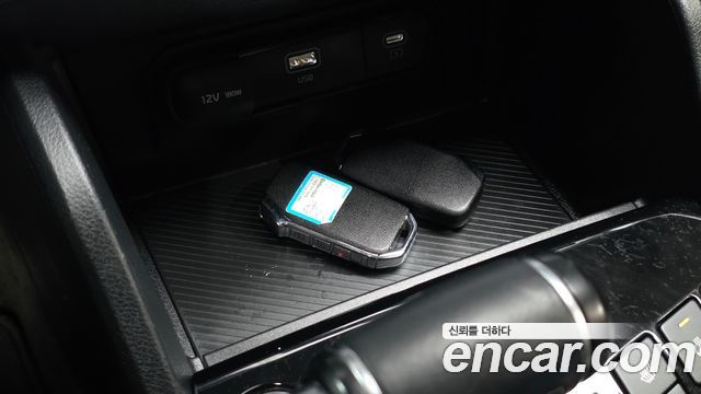 Kia Sportage 2022 — photo 25