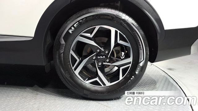 Kia Sportage 2022 — photo 7