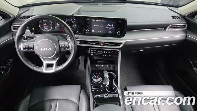 Kia K5 2022 — photo 10