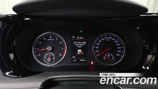 Kia K5 2022 — photo 11