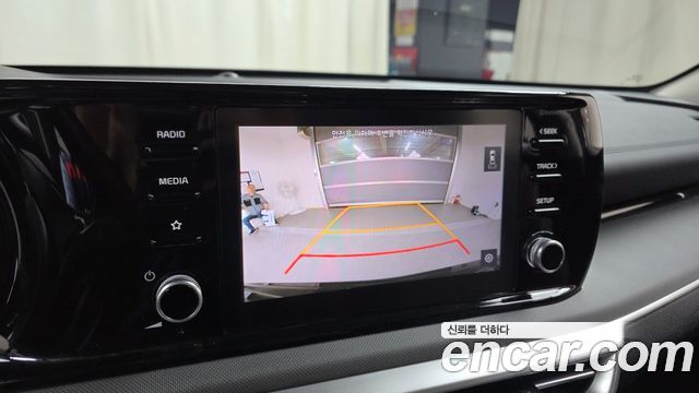 Kia K5 2022 — photo 21