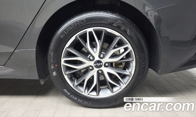 Kia K5 2022 — photo 7
