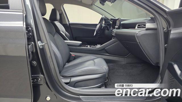 Kia K5 2022 — photo 16