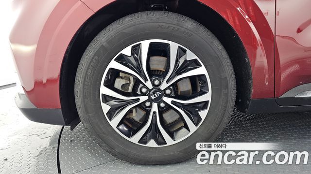 Kia Canival 2021 — photo 5