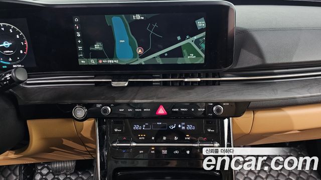 Kia Canival 2021 — photo 25
