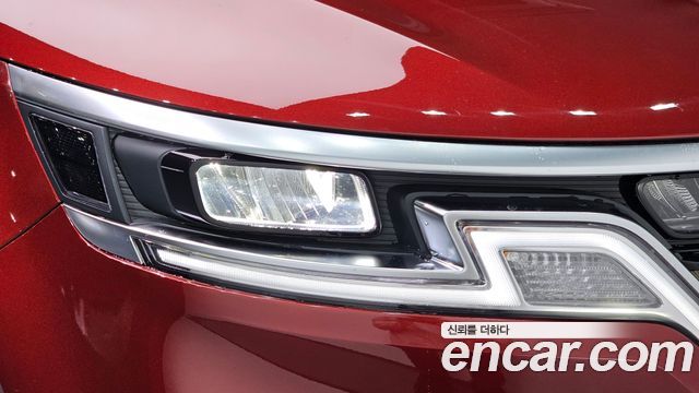 Kia Canival 2021 — photo 8
