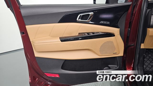 Kia Canival 2021 — photo 14
