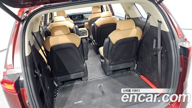 Kia Canival 2021 — photo 36