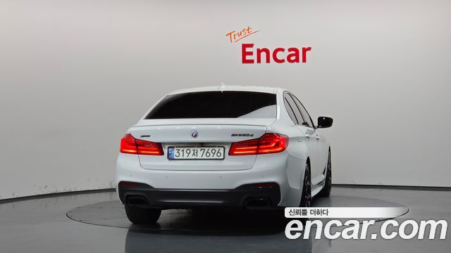 BMW 5-Series 2019 — photo 4