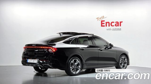 Kia K5 2022 — photo 2