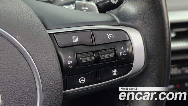 Kia K5 2022 — photo 13