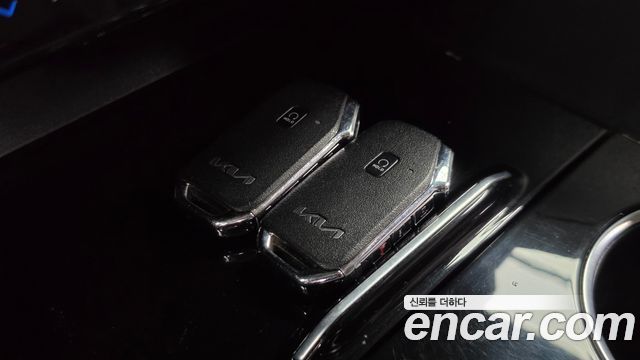 Kia K5 2022 — photo 20